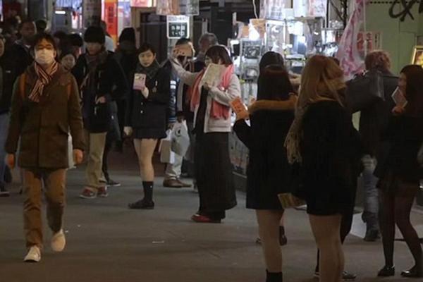 疫情之下,越来越多的日本贫困女性投入AV行业