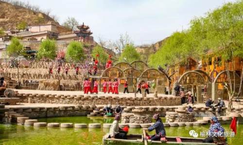 赤牛坬景区表演时间,赤牛坬景区这几天还能去玩吗