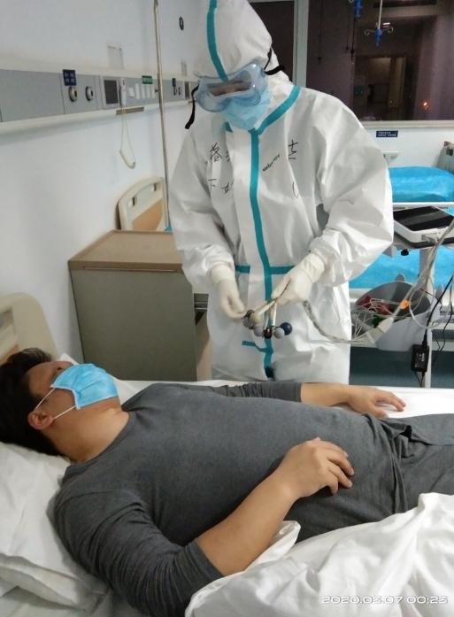 69天援鄂护士回家,90多天援鄂军队女医生回家视频