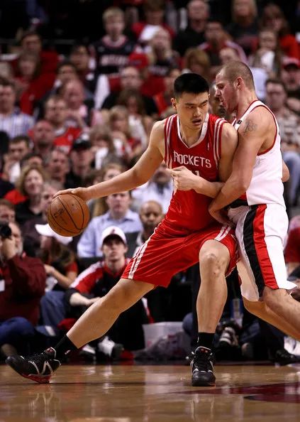 乔丹第1次绝杀湖人,乔丹对战湖人总决赛经典时刻