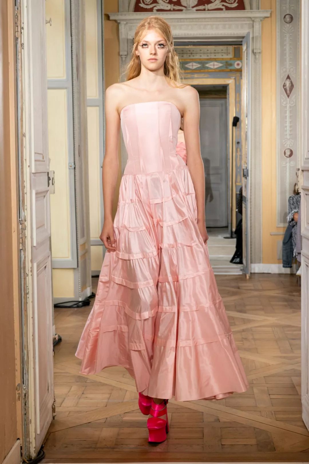 色彩趋势|2020十大流行色彩趋势与搭配指南