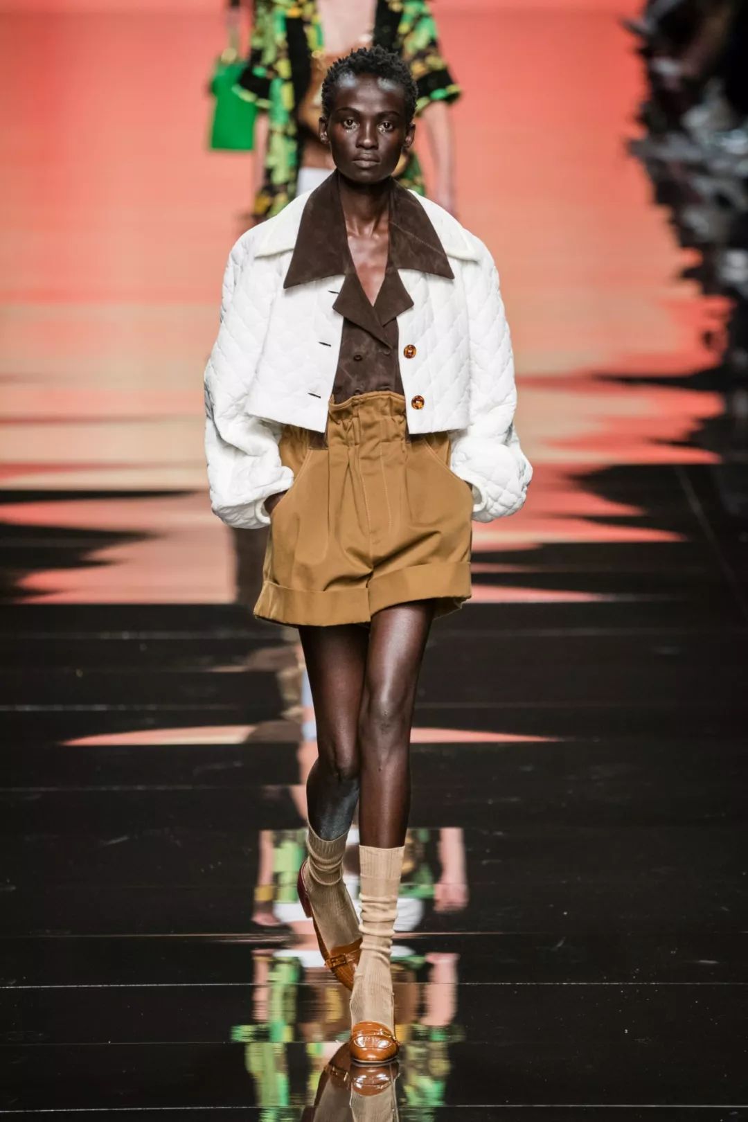 色彩趋势|2020十大流行色彩趋势与搭配指南