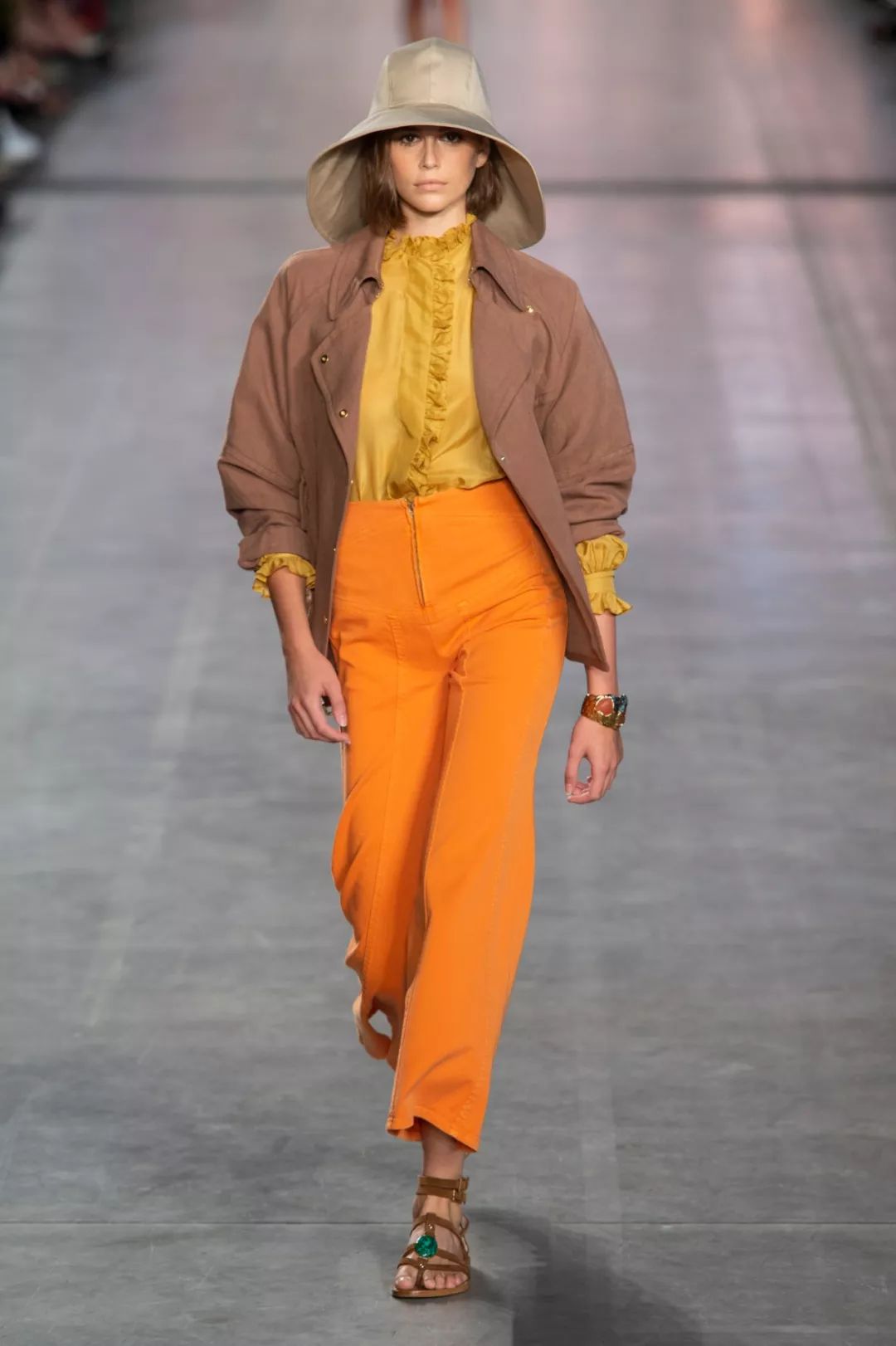 色彩趋势|2020十大流行色彩趋势与搭配指南