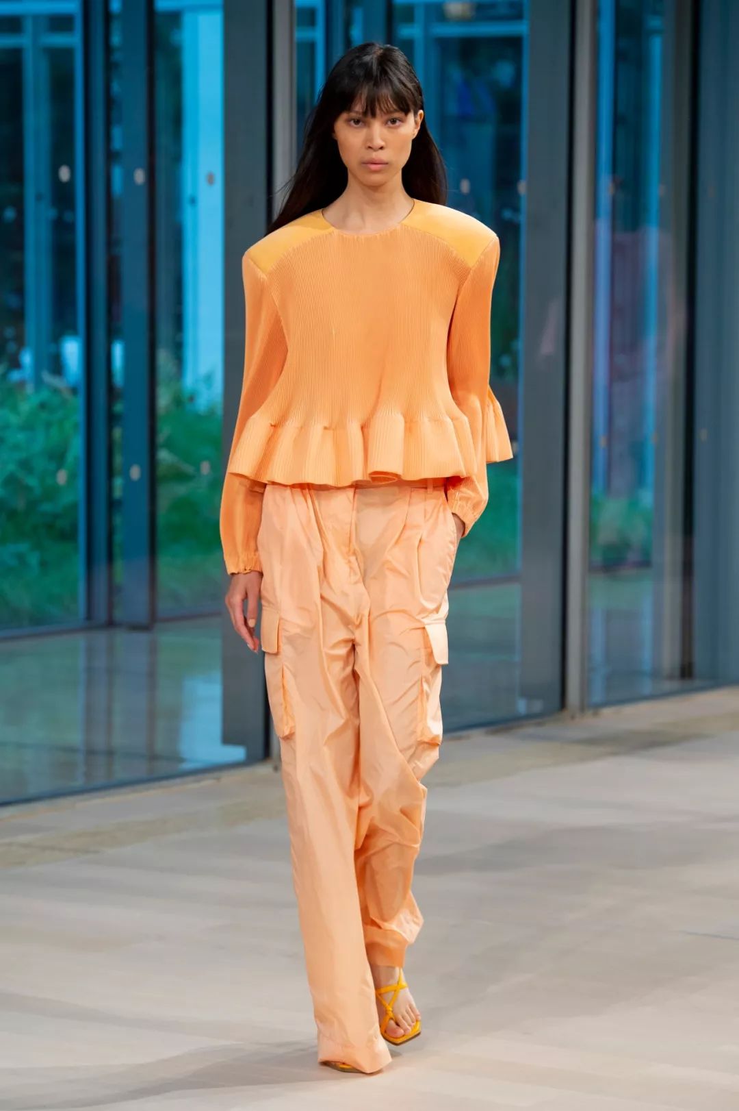 色彩趋势|2020十大流行色彩趋势与搭配指南