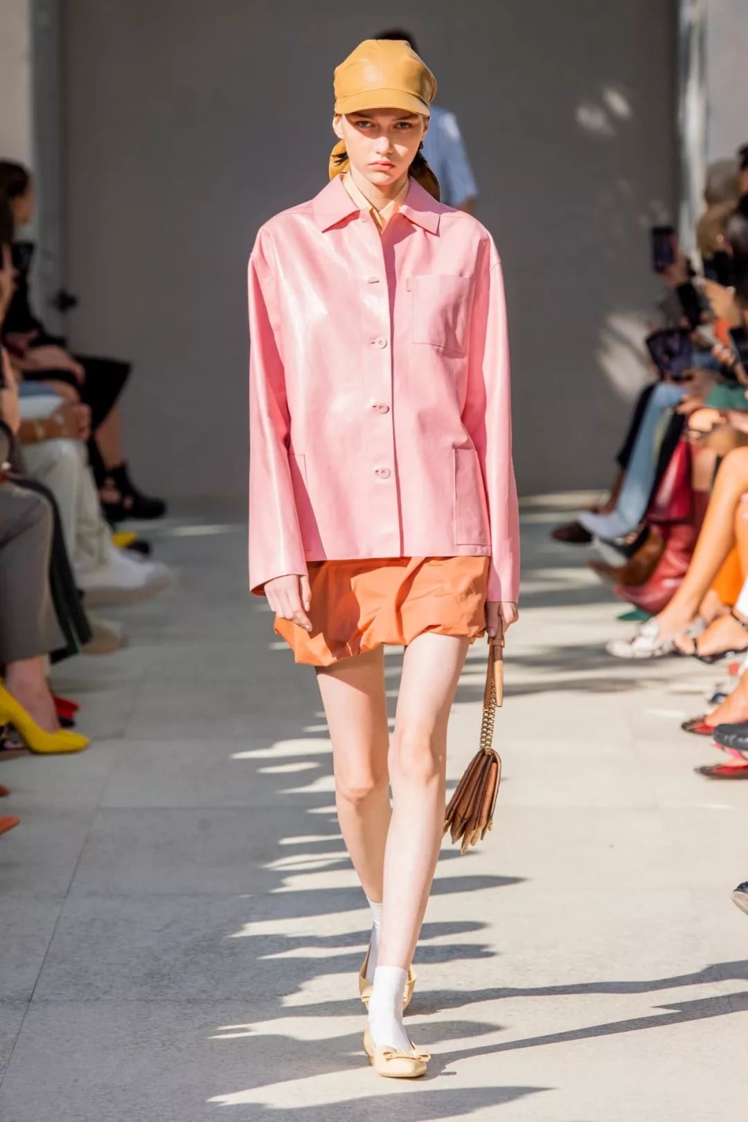 色彩趋势|2020十大流行色彩趋势与搭配指南