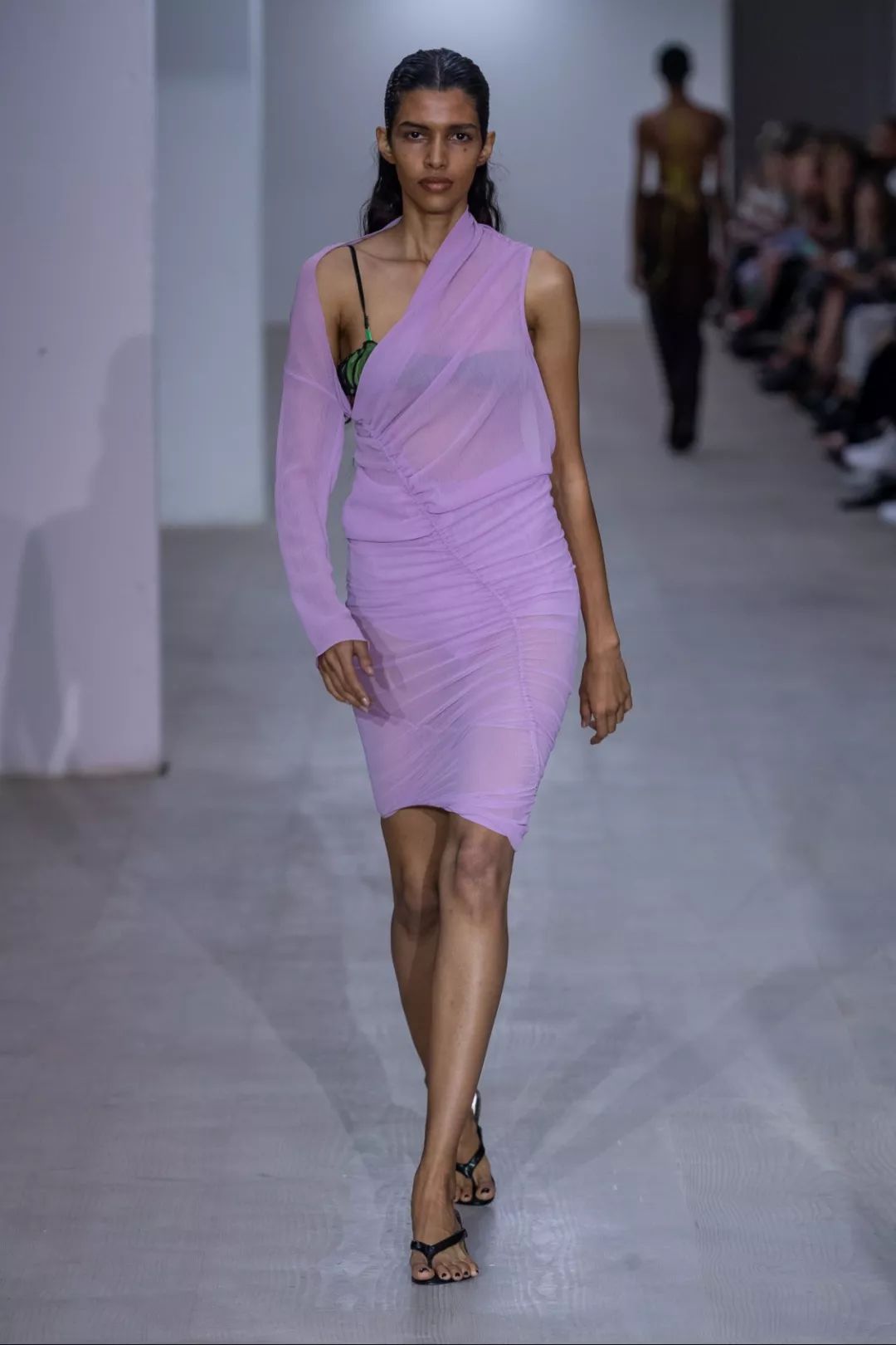 色彩趋势|2020十大流行色彩趋势与搭配指南