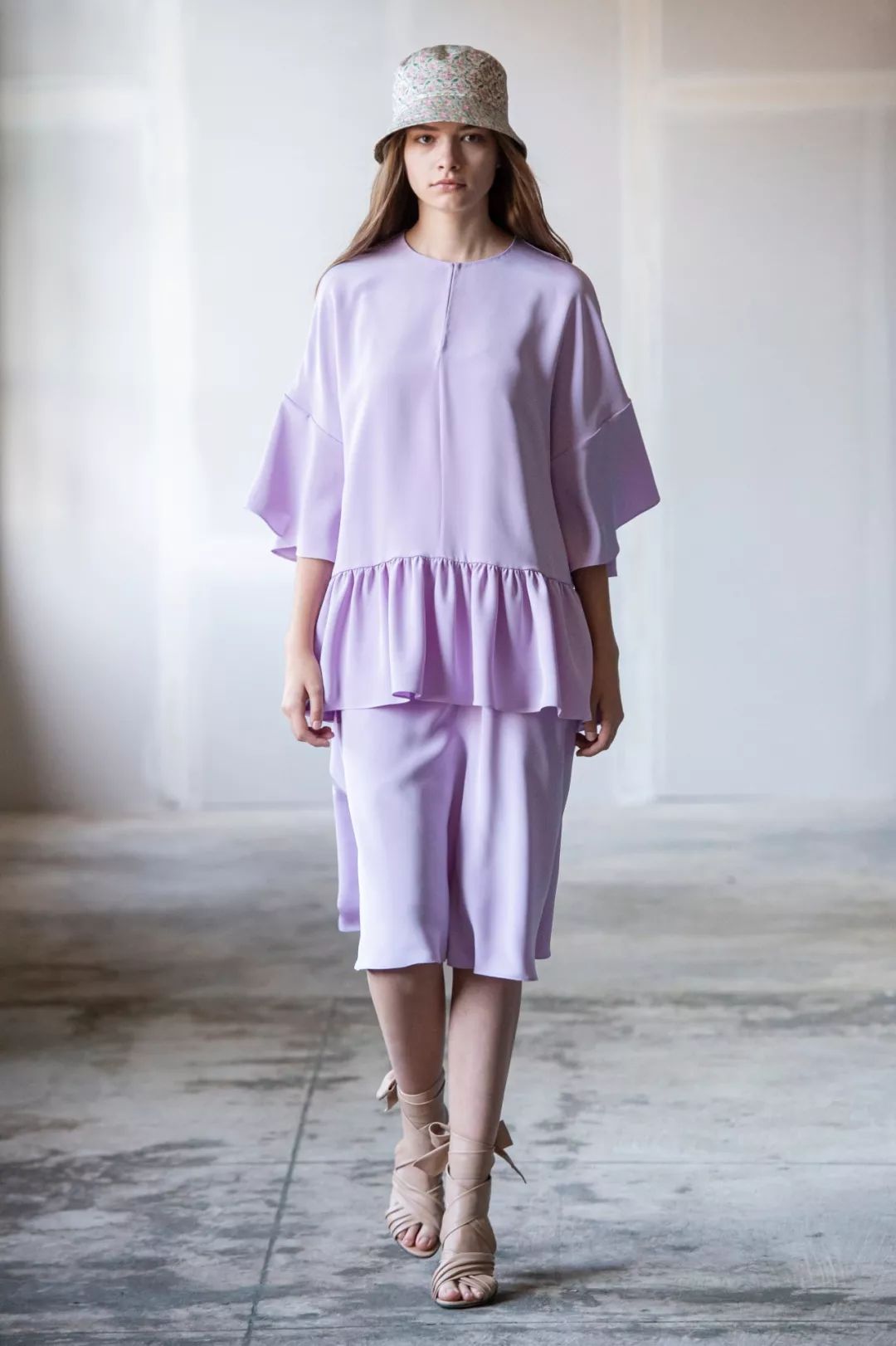 色彩趋势|2020十大流行色彩趋势与搭配指南