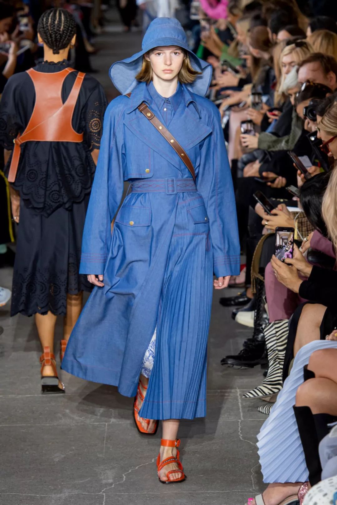 色彩趋势|2020十大流行色彩趋势与搭配指南