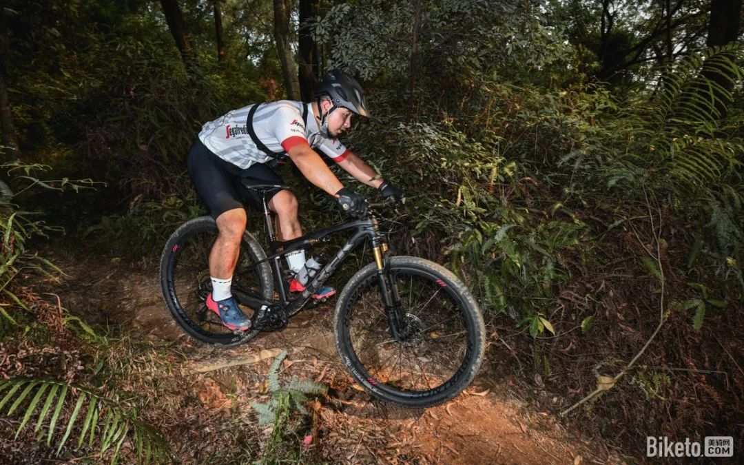 xc竞赛山地车2018年春季出级,竞赛级xc山地车与进阶山地车区别