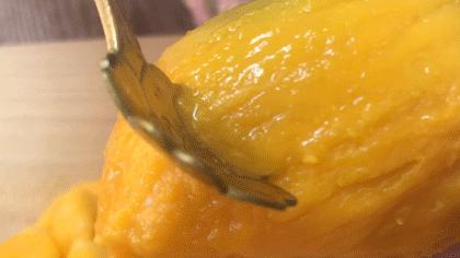 小台芒纯甜多汁1斤,台农小芒果9.9元5斤