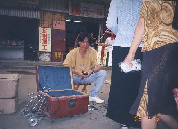 凤凰艺术|悼念肖雄：转换是一个轮回再生