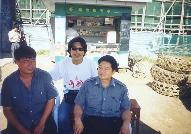 凤凰艺术|悼念肖雄：转换是一个轮回再生