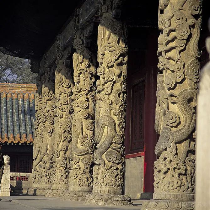 石雕石刻艺术,石雕石窟