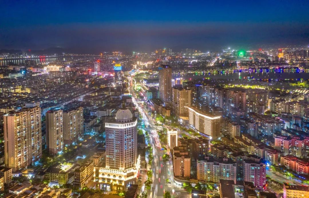 晚上去哪high？“夜猫”们的福利来了！肇庆夜消费指南正式发布！