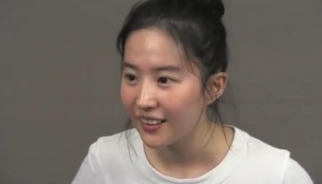 午间星闻｜第30届中国电视金鹰奖启动，增设最佳男女演员奖；重庆市民关心的大田湾怎样了？这里正在还原当年风貌，建设生态体育文化公园