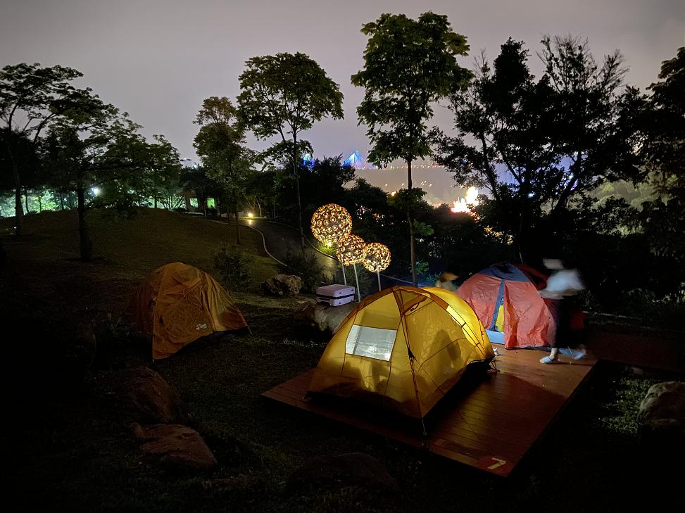 星空下帐篷度假酒店,旅游免费帐篷露营住宿