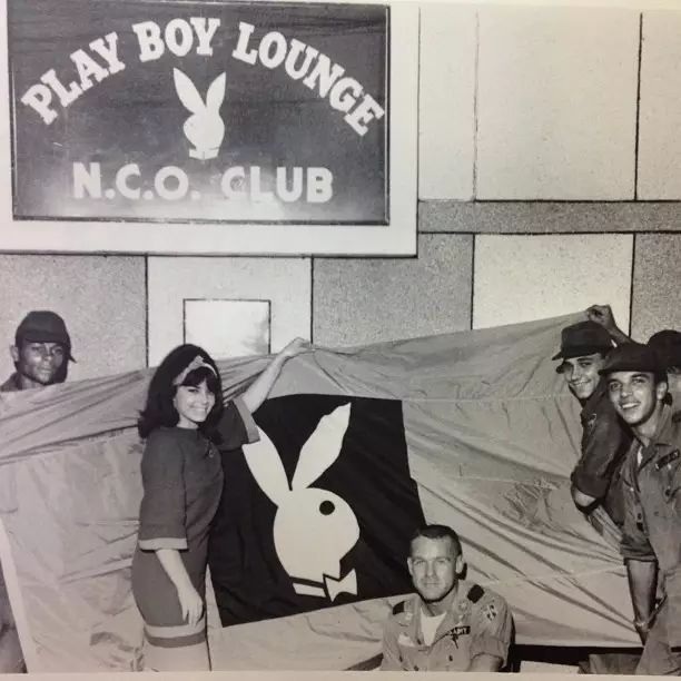 靠越战声名鹊起的色情杂志:花花公子杂志为什么对美军如此重要?