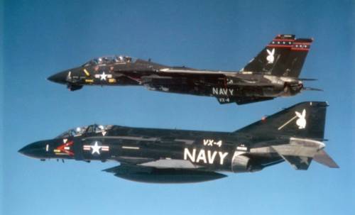 靠越战声名鹊起的色情杂志:花花公子杂志为什么对美军如此重要?