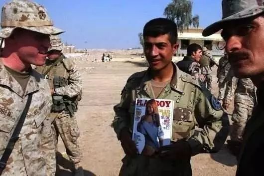 靠越战声名鹊起的色情杂志：花花公子杂志为什么对美军如此重要？