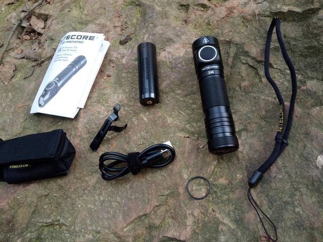 奈特科尔强光10000流明,奈特科尔4000流明手电筒