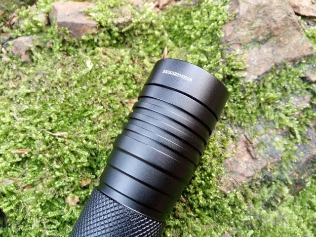 奈特科尔强光10000流明,奈特科尔4000流明手电筒