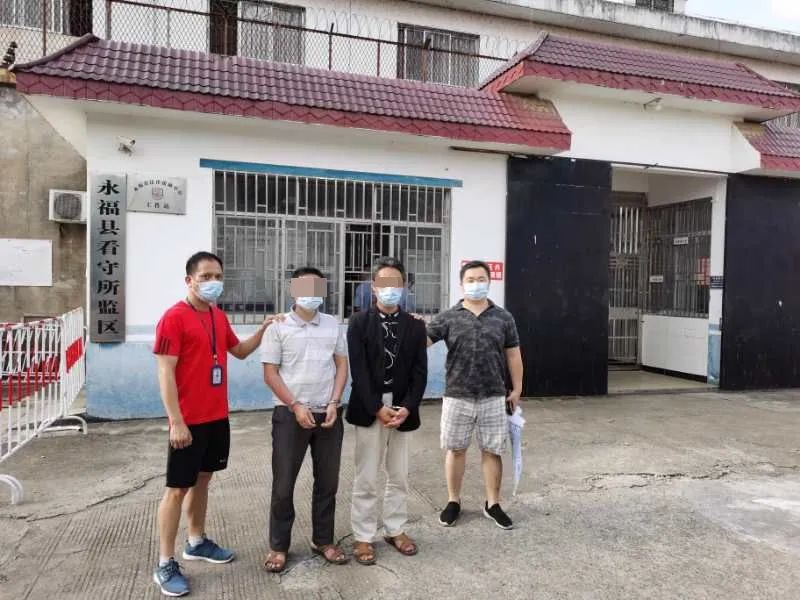 五星酒店装修，锁在客房的数万元宝贝被盗，警方20小时破案挽损