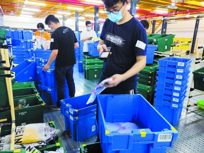 两大“头部企业”为何青睐南京一家小园区