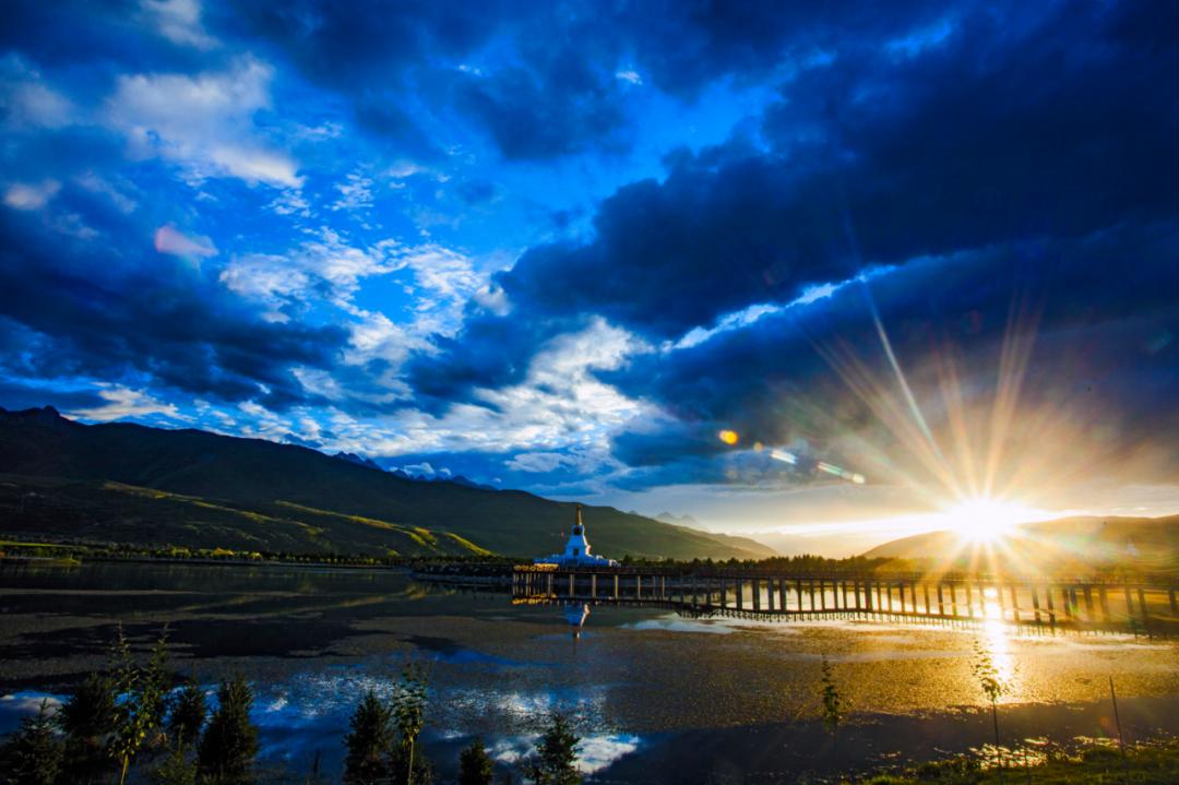 甘孜有个非常神秘的地方,甘孜州神秘的藏地文化