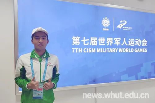 武汉理工大学*疆新**学子麦麦提艾力江·阿卜杜艾尼：做快乐的“勇士”，让青春在战“疫”中闪光