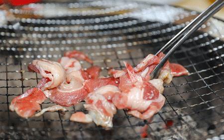 88元一个炭火烤肉自助,单人不限量烤肉自助