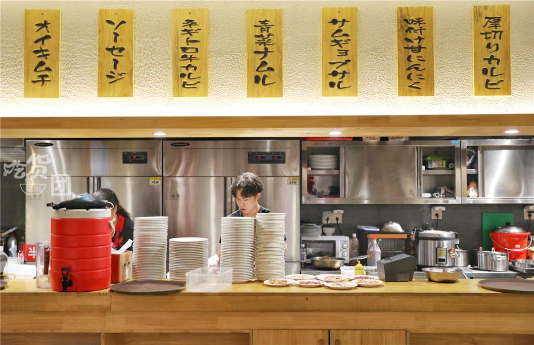 88元一个炭火烤肉自助,单人不限量烤肉自助