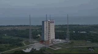 抖音视频可看到地球任意一个角落,抖音直播看地球北极光