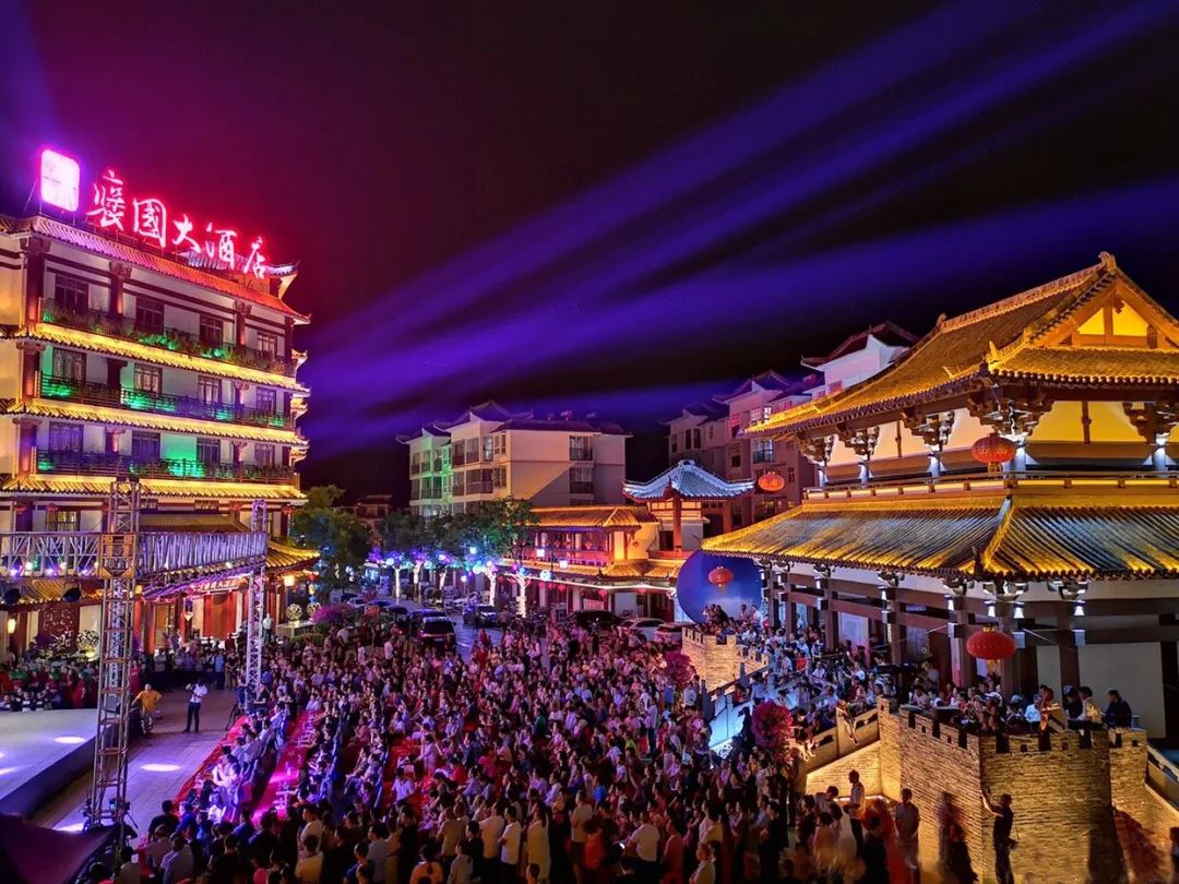 啤酒龙虾节汉中铺镇,褒国古镇啤酒龙虾节直播