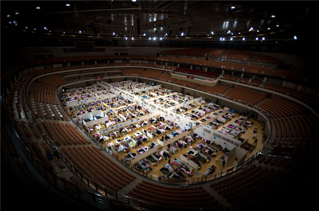 坚持不懈坚决打赢疫情防控阻击战,众志成城抗击疫情风雨无阻向前行