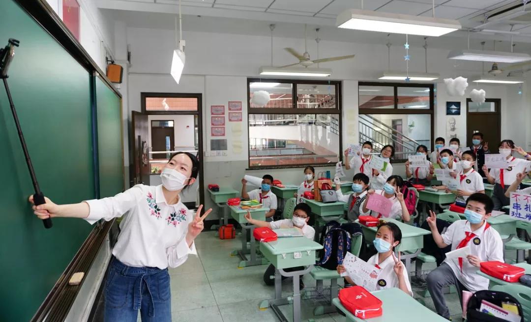 嘿我们开学了音乐,嘿我们开学啦超长版音乐