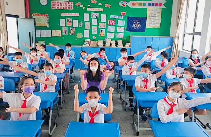 嘿我们开学了音乐,嘿我们开学啦超长版音乐