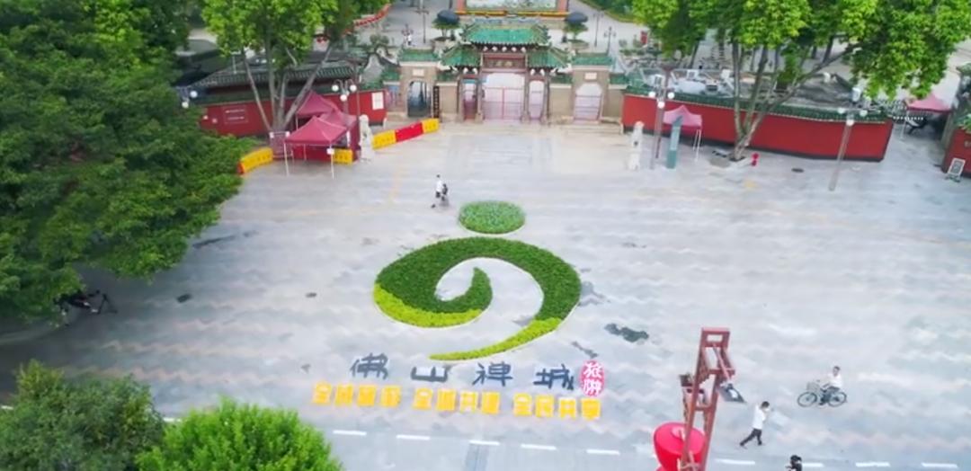 弘扬学习雷锋精神助力疫情防控,弘扬正气抗击疫情