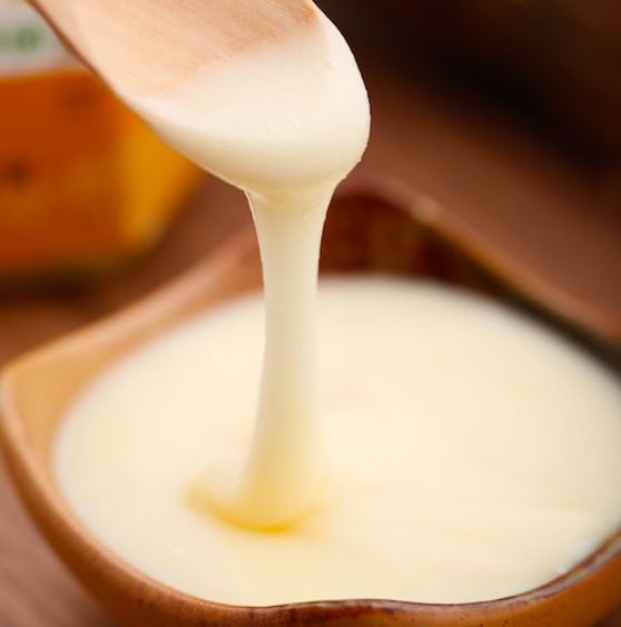 香到舔杯,状似奶油的椴树雪蜜条,是我吃过最好的蜂蜜