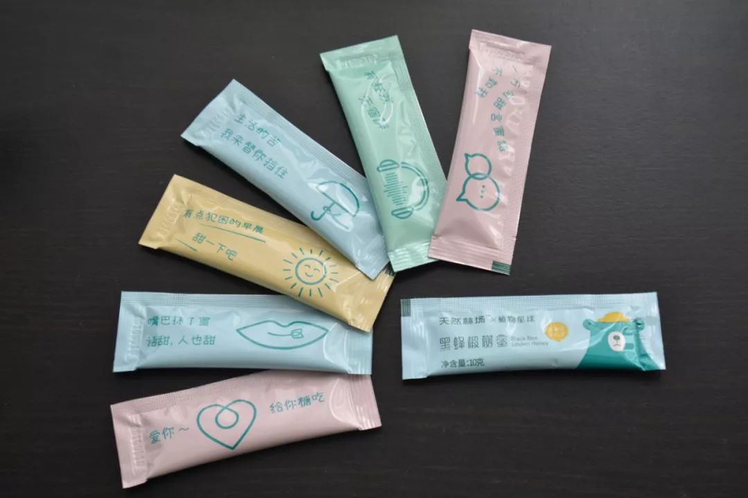 香到舔杯,状似奶油的椴树雪蜜条,是我吃过最好的蜂蜜