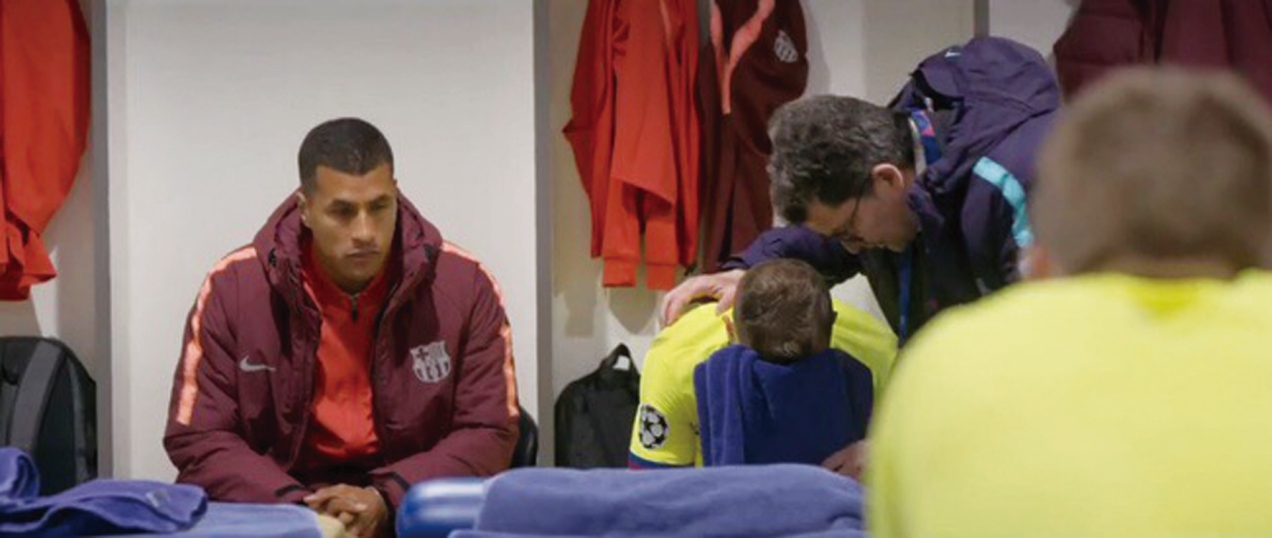 一场比赛名帅们如何掌控更衣室?弗爵爷的“吹风机”是秘密*器武**