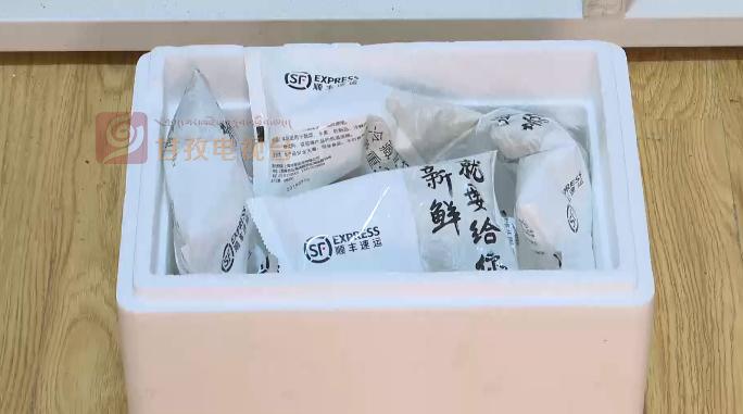 “软黄金”出土到上市！虫草商人的袖里乾坤竟是“摸手谈价”！