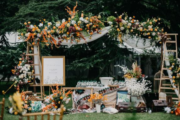 鐩哥害520缇ゆ槦鐩涘吀鏅氫細,鐩哥害琛″北