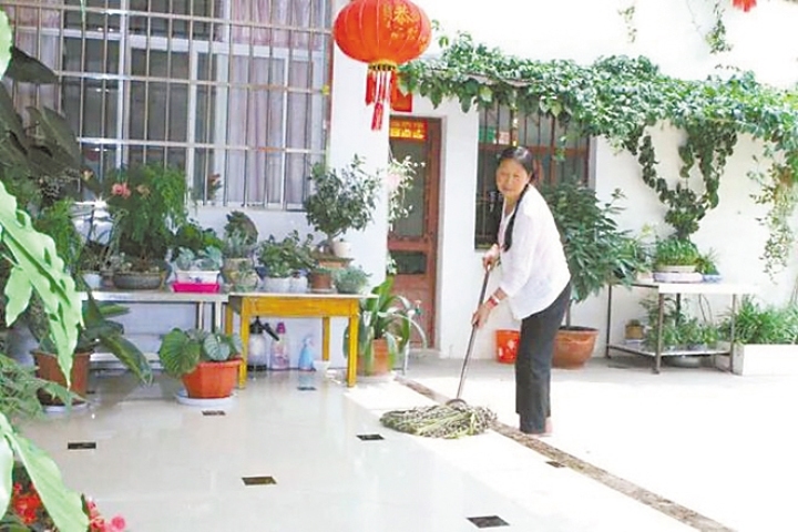 “半边天”扮靓美丽家园——三岔河镇天宝村人居环境提升见闻