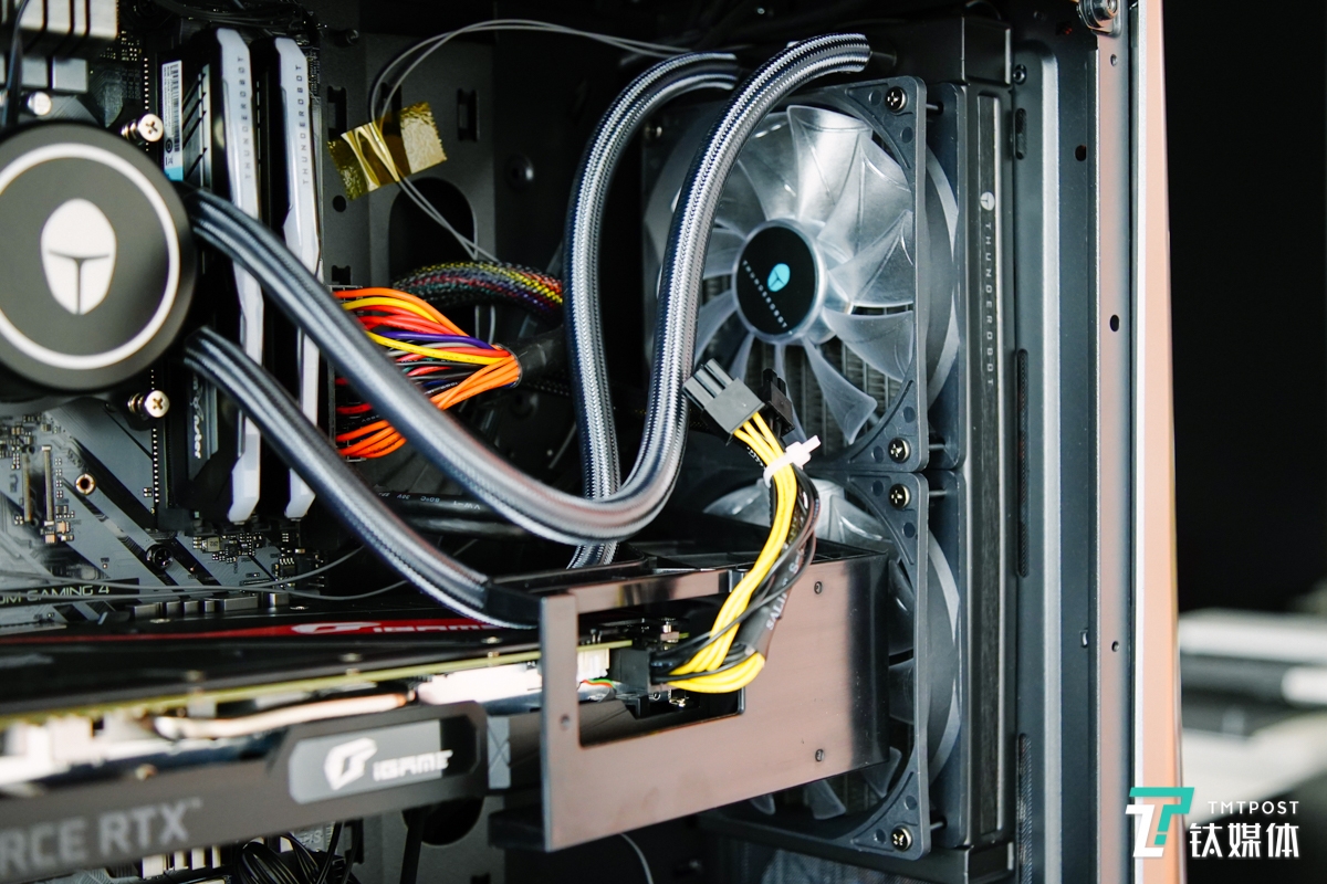 雷神911黑武士3代主机是什么水冷,雷神911黑武士3代主机水冷