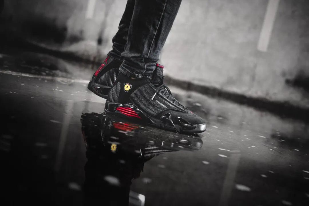 aj1爆闪满钻,aj1销量排行