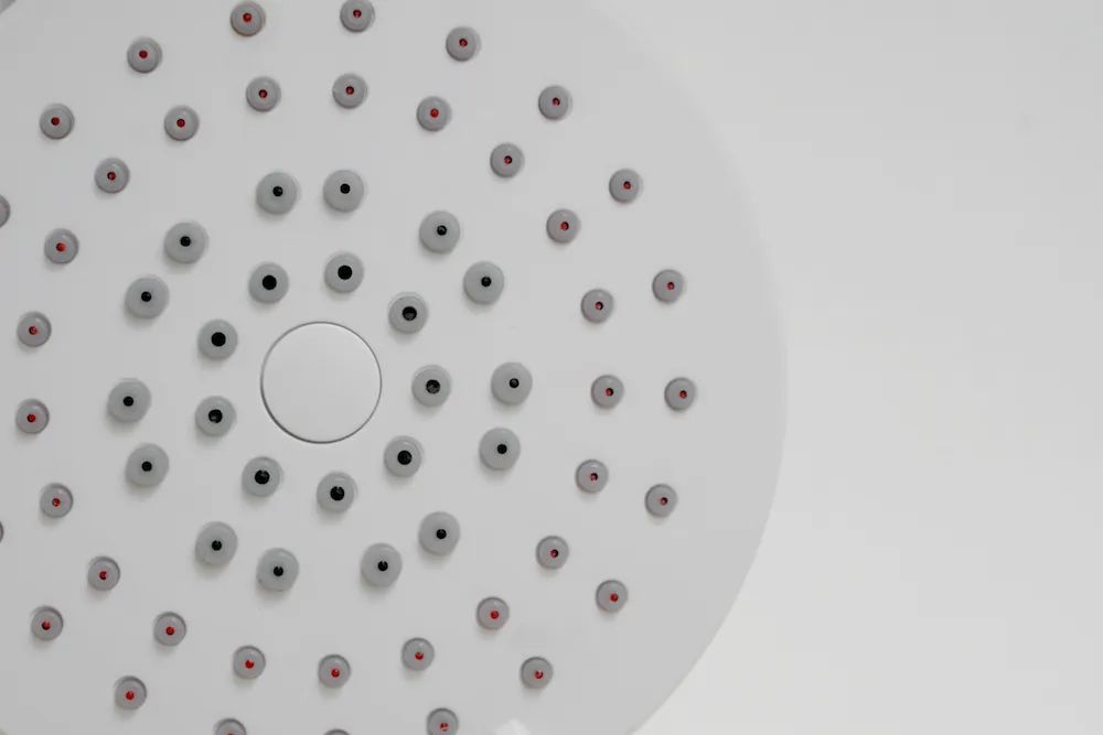 花洒一键除垢怎么用,自动除垢的花洒好用吗