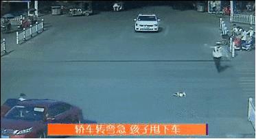 车没事出过事故,开车孩子不听话出事故