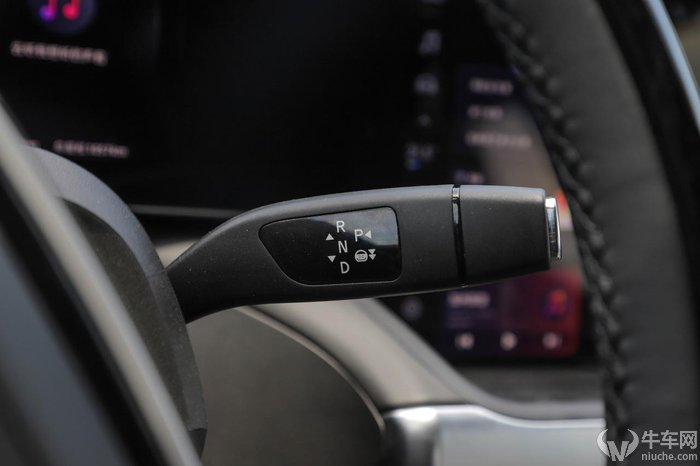 小鹏p7续航700km电动汽车真实续航,小鹏p7后驱版动力够不够用