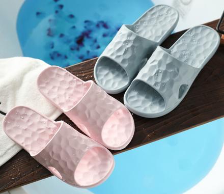 一双能按摩的浴室拖鞋,Q软防滑,好穿到爆,每一步都在保健