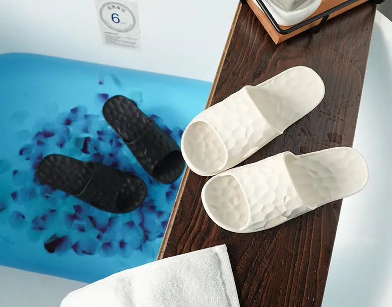 一双能按摩的浴室拖鞋,Q软防滑,好穿到爆,每一步都在保健